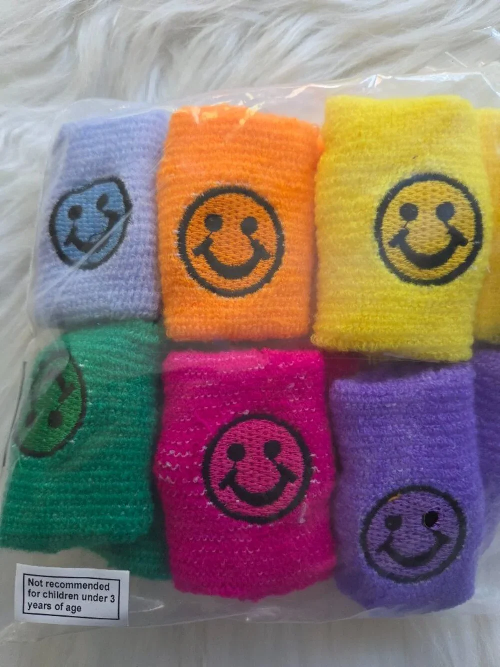 Oriental Trading Company Set of 6 Wristbands
